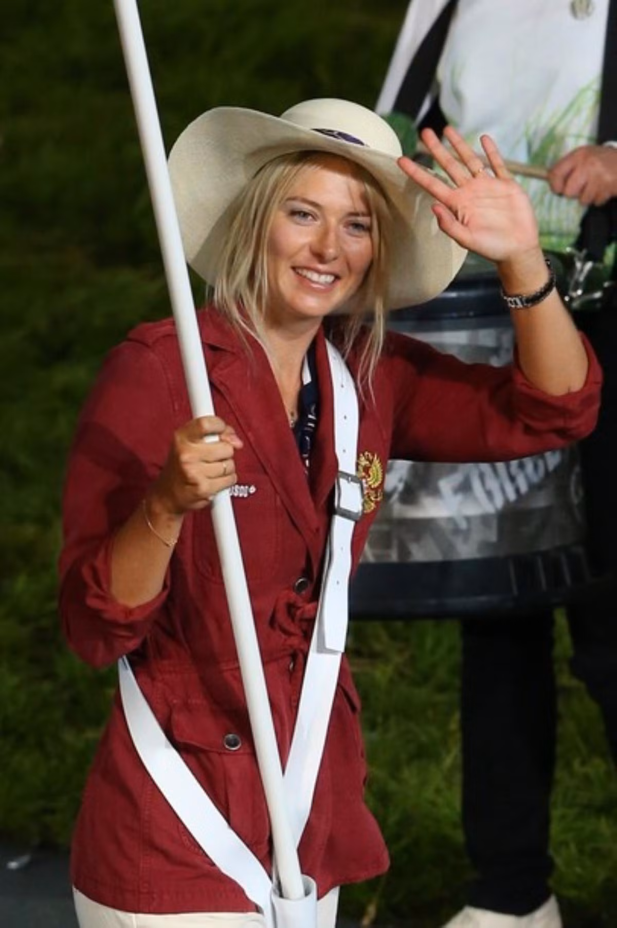 Maria Sharapova dẫn đầu đoàn Nga.