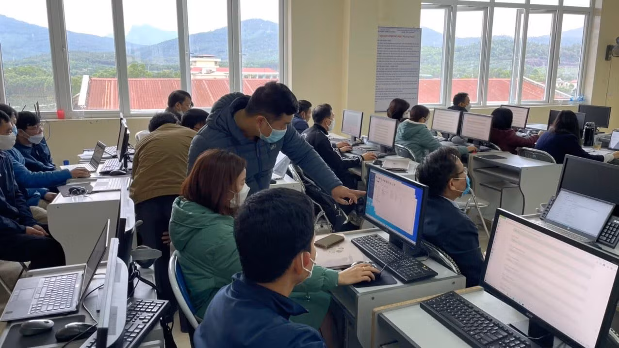 Công tác quản lý cũng cần thay đổi từ môi trường truyền thống sang môi trường số (Ảnh minh hoạ: LT) Công tác quản lý cũng cần thay đổi từ môi trường truyền thống sang môi trường số (Ảnh minh hoạ: LT)