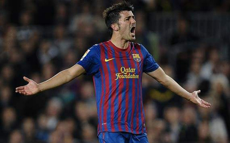 Bác sĩ Ramon Cugat là người đã chữa trị cho David Villa sau khi anh bị chấn thương xương ống chân ở Club World Cup diễn ra cuối năm 2011. Theo lời của bác sĩ, Villa đã rất may mắn không bị cụt chân sau khi lên máy bay trở về Barcelona.