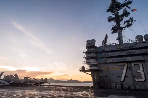Ngày 23 tháng 1 năm 2015 tàu sân bay USS George Washington Mỹ tổ chức diễn tập ở Biển Đông, ngày 25 tháng 1 năm 2015 đến Philippines