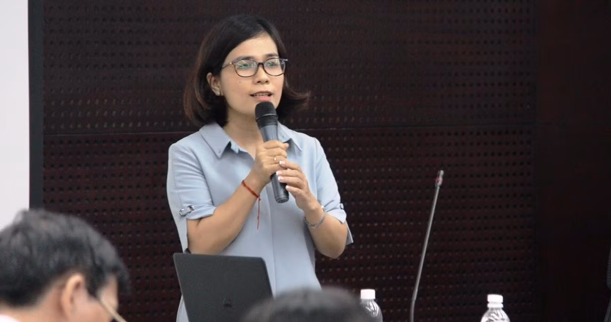 Tiến sĩ Nguyễn Thị Mỹ Hương - Phó Viện trưởng phụ trách Viện Nghiên cứu đào tạo Việt Anh trình bày về khởi nghiệp trong các trường đại học. Ảnh: TT Tiến sĩ Nguyễn Thị Mỹ Hương - Phó Viện trưởng phụ trách Viện Nghiên cứu đào tạo Việt Anh trình bày về khởi nghiệp trong các trường đại học. Ảnh: TT