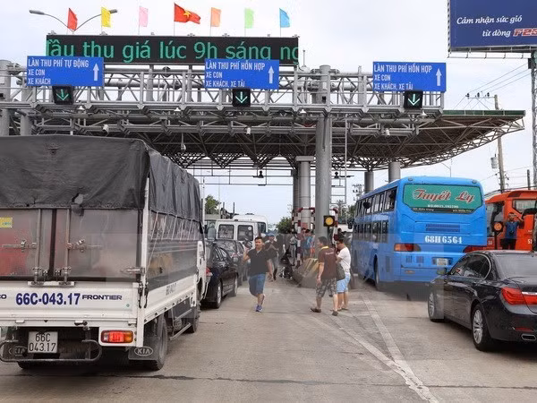 Chính phủ vừa ban hành Nghị quyết về BOT giao thông. (Ảnh: Vietnamplus) Chính phủ vừa ban hành Nghị quyết về BOT giao thông. (Ảnh: Vietnamplus)