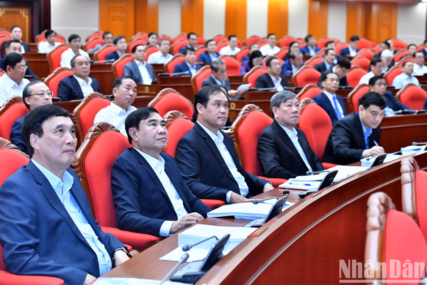 Các đại biểu tham dự hội nghị.