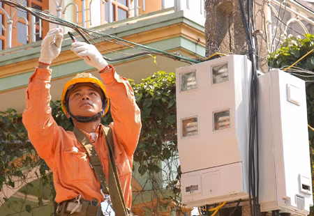 Giá điện tiếp tục tăng?