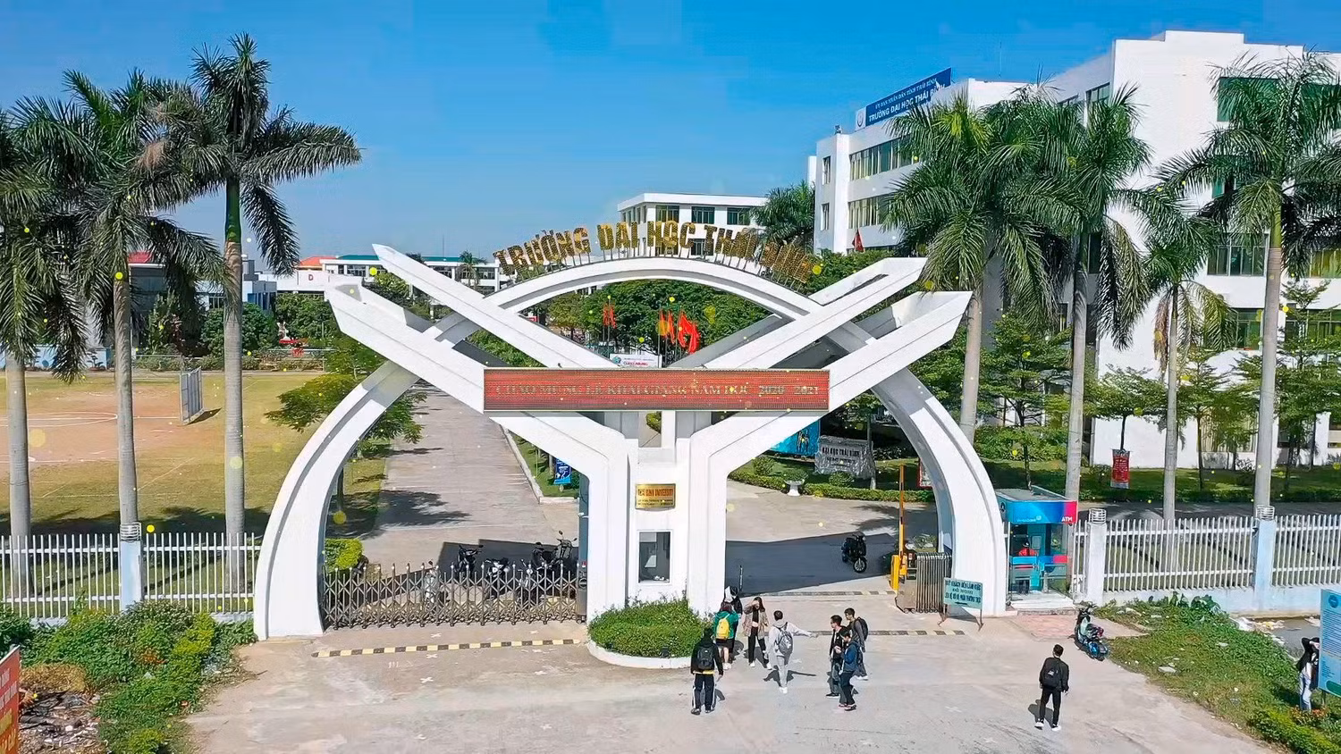 Dịch COVID, Trường Đại học Thái Bình có nhiều gói học bổng hỗ trợ tân sinh viên (ảnh: NTCC)
