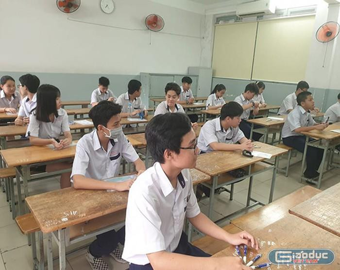 Thí sinh trong một kỳ thi tuyển sinh vào lớp 10 (ảnh minh họa: P.L) Thí sinh trong một kỳ thi tuyển sinh vào lớp 10 (ảnh minh họa: P.L)
