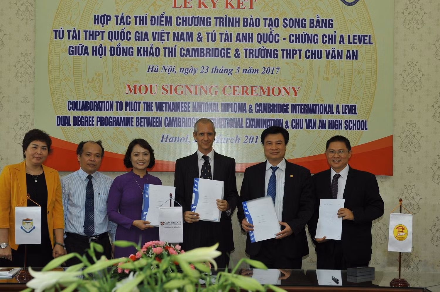 Trong khi giáo dục tư thục còn bị kỳ thị thì việc Hà Nội cho một số trường phổ thông công lập liên kết đào tạo với nước ngoài trái Nghị định 86/2018/NĐ-CP và thu học phí như trường tư, chưa thấy các cơ quan chức năng tuýt còi. Ảnh minh họa, nguồn: c3chuvanan.edu.vn.