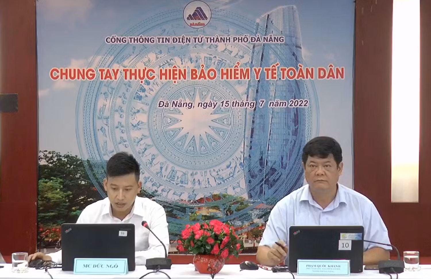Bảo hiểm xã hội Đà Nẵng tổ chức đối thoại trực tuyến với người dân về các chính sách Bảo hiểm y tế. Ảnh: AN Bảo hiểm xã hội Đà Nẵng tổ chức đối thoại trực tuyến với người dân về các chính sách Bảo hiểm y tế. Ảnh: AN