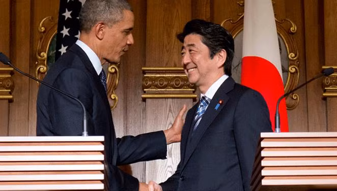 Thủ tướng Nhật Bản Shinzo Abe và Tổng thống Mỹ Barack Obama Thủ tướng Nhật Bản Shinzo Abe và Tổng thống Mỹ Barack Obama