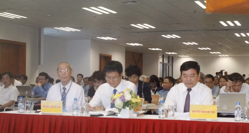 Đáng lẽ Việt Nam lợi thế nhất khu vực về nguồn lực con người, trí tuệ ảnh 3
