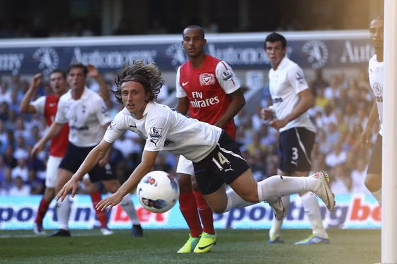 Spurs gặp nhiều khó khăn sau khi bị gỡ hòa