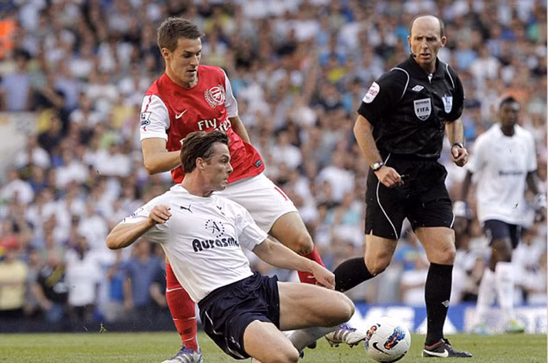 Scott Parker bỏ lỡ một cơ hội bằng vàng