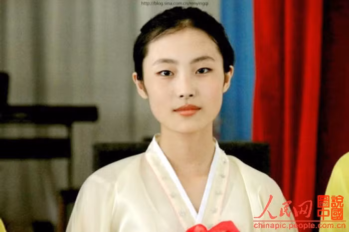 Nữ học sinh Bắc Triều Tiên. Nữ học sinh Bắc Triều Tiên.