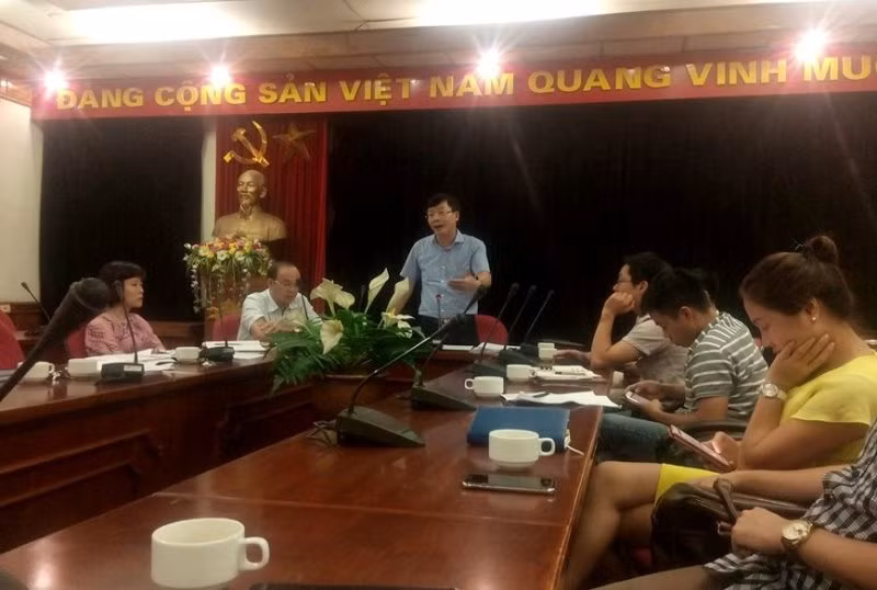 Doanh nghiệp tặng xe sang, một góc nhìn khác về xã hội hóa ảnh 3 Doanh nghiệp tặng xe sang, một góc nhìn khác về xã hội hóa ảnh 3
