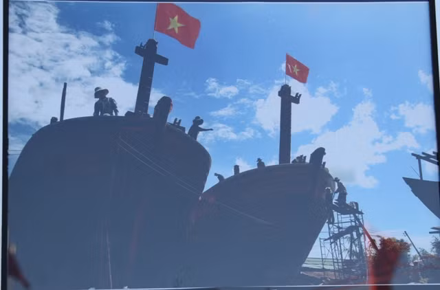 Tác phẩm "Khát vọng vươn khơi".