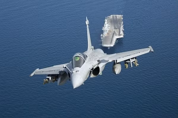 Máy bay chiến đấu Rafale-M phiên bản hải quân do Pháp sản xuất