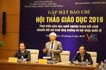 Chủ nhiệm Ủy ban Văn hóa, Giáo dục, Thanh niên, Thiếu niên và Nhi đồng của Quốc hội Phan Thanh Bình phát biểu. Ảnh: Đỗ Thơm
