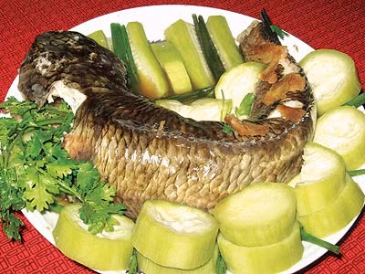 Cá quả hấp.