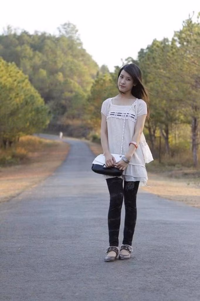 Thương luôn muốn thay đổi bản thân để hướng tới những cái tốt,cái đẹp hơn