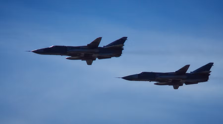 Máy bay Su-24M của Nga tham gia chiến dịch tại Syria. Ảnh RT Máy bay Su-24M của Nga tham gia chiến dịch tại Syria. Ảnh RT