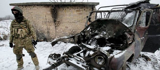 Quân đội Ukraine đã tỏ ra thiếu chuyên nghiệp từ thời Tổng thống Viktor Yanukovych và cho đến nay tình hình vẫn không được cải thiện. Quân đội Ukraine đã tỏ ra thiếu chuyên nghiệp từ thời Tổng thống Viktor Yanukovych và cho đến nay tình hình vẫn không được cải thiện.
