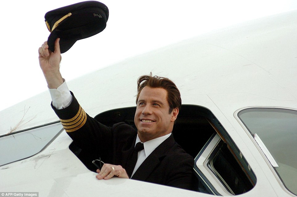 Travolta có 2 đường băng riêng tại dinh thự ở Maiami.