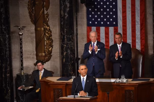 Tổng thống Barack Obama đưa ra thông điệp liên bang 2015 của mình trước Quốc hội. Tổng thống Barack Obama đưa ra thông điệp liên bang 2015 của mình trước Quốc hội.