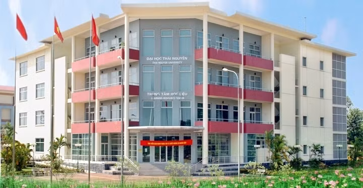 Bảo đảm không gian phát triển bình đẳng cho mọi đại học ảnh 4