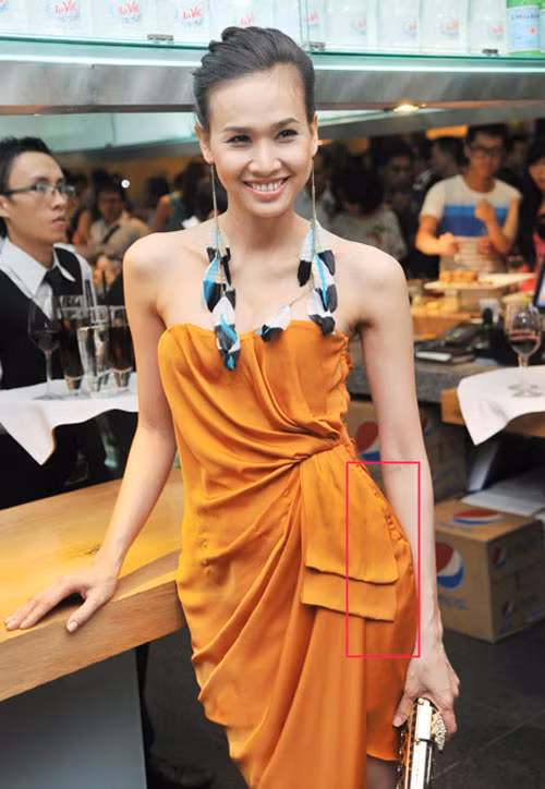 Dương Mỹ Linh cẩu thả mặc váy có đường may nhăn nhúm đi dự sự kiện