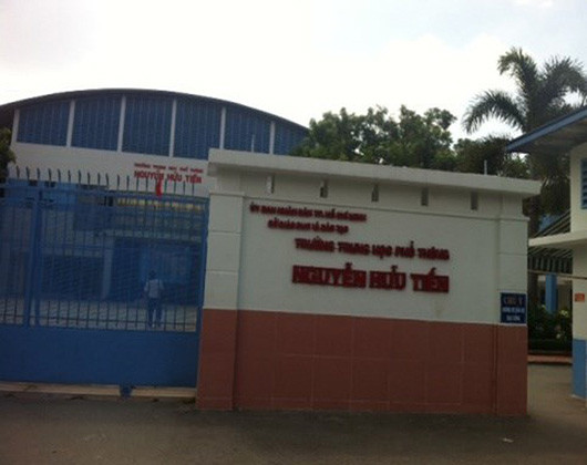 Trường trung học phổ thông Nguyễn Hữu Tiến, huyện Hóc Môn, Thành phố Hồ Chí Minh (ảnh: P.L) Trường trung học phổ thông Nguyễn Hữu Tiến, huyện Hóc Môn, Thành phố Hồ Chí Minh (ảnh: P.L)