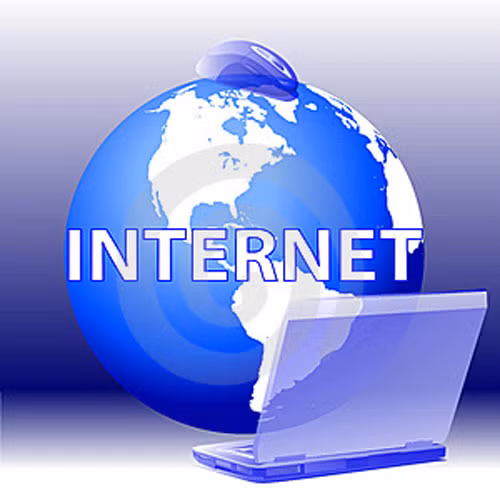 Khám bệnh qua internet: Internet có rất nhiều thông tin mà chúng ta cần kể cả kiến thức về những căn bệnh và triệu chứng bất ổn mà bạn đang gặp phải. Tuy nhiên, "bác sĩ Google" không thể thay thế cho một bác sĩ thực sự.