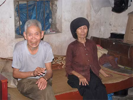 Vợ chồng ông bà Qúy Chén