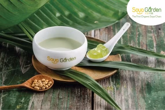 Giữa bộn bề trà sữa, uống khác đi với Soya Garden