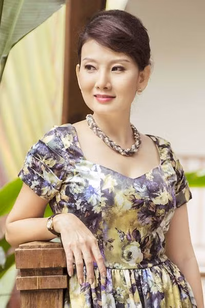 Diễn viên, NSƯT Mỹ Uyên Diễn viên, NSƯT Mỹ Uyên
