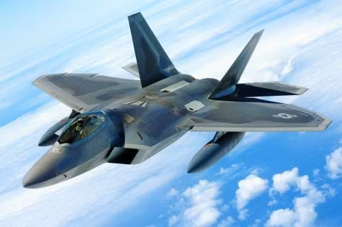 Máy bay chiến đấu F-22 Mỹ