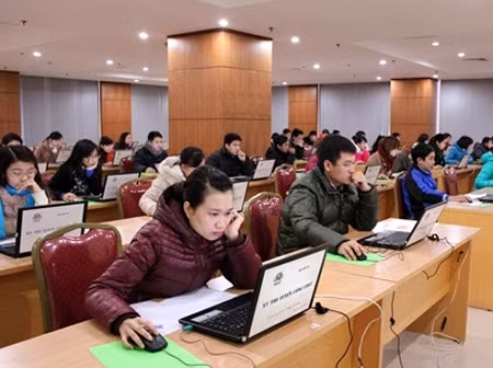 Thi tuyển công chức (Ảnh minh họa). Thi tuyển công chức (Ảnh minh họa).