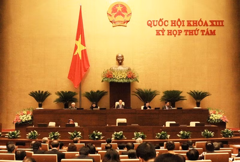Trò chuyện với GS. Nguyễn Minh Thuyết về lấy phiếu tín nhiệm Bộ Chính trị ảnh 2