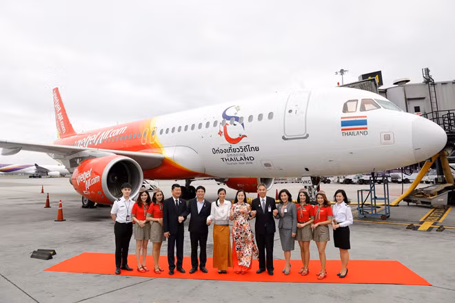 Ra mắt tàu bay mới của Vietjet mang biểu tượng du lịch Thái Lan. Ra mắt tàu bay mới của Vietjet mang biểu tượng du lịch Thái Lan.