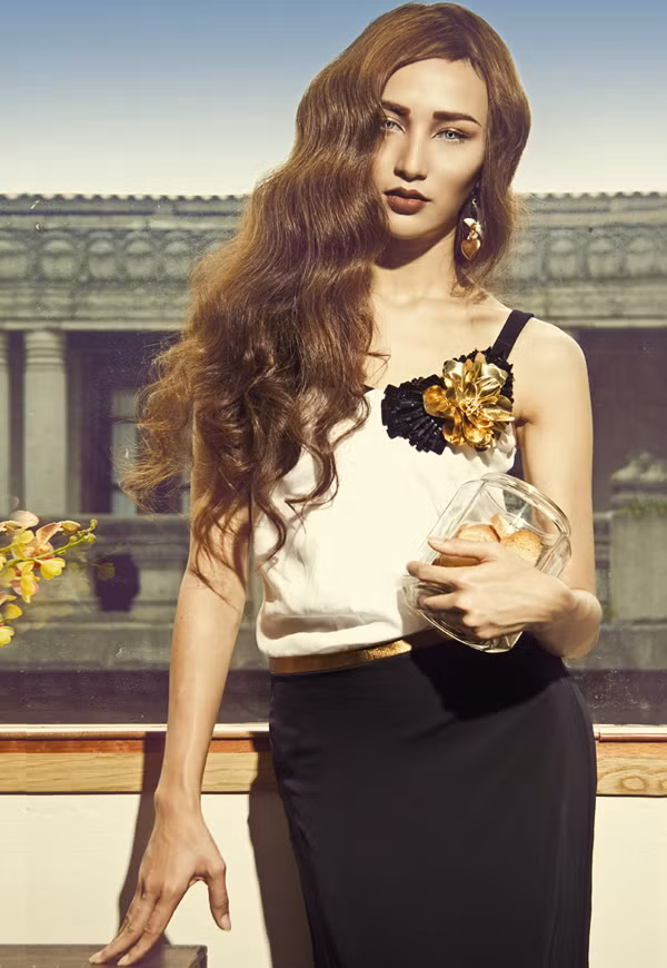 Ngọc Diễm đẹp lạ lùng và kiêu sa.