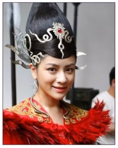 Số 81. Hồ Khả vai Tô Thuyên trong “Lộc đỉnh ký” 2006. Số 81. Hồ Khả vai Tô Thuyên trong “Lộc đỉnh ký” 2006.