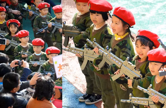 Động thái này dễ khiến người ta liên tưởng đến những cuộc biểu tình quá khích, đập phá bất cứ cửa hàng, doanh nghiệp nào liên quan đến Nhật Bản ở Trung Quốc trong tháng 9 vừa qua