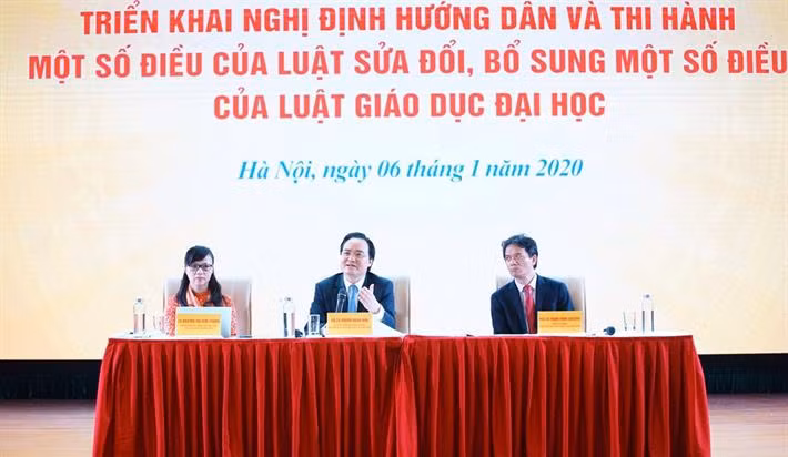Chỉ mình lãnh đạo Bộ Giáo dục nỗ lực, tự chủ đại học sẽ còn nhiều gian truân