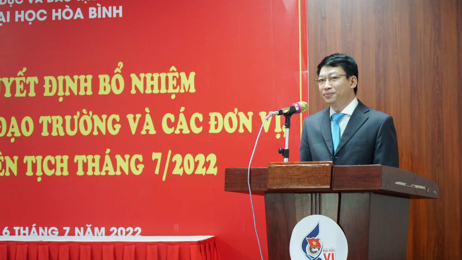Phó Giáo sư, Tiến sĩ Đào Văn Đông gửi lời cảm ơn sâu sắc tới Ban lãnh đạo và tập thể nhà trường đã tín nhiệm, tin tưởng và giao nhiệm vụ. (Ảnh: NTCC) Phó Giáo sư, Tiến sĩ Đào Văn Đông gửi lời cảm ơn sâu sắc tới Ban lãnh đạo và tập thể nhà trường đã tín nhiệm, tin tưởng và giao nhiệm vụ. (Ảnh: NTCC)