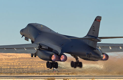 Máy bay ném bom chiến lược B-1B Lancer Mỹ Máy bay ném bom chiến lược B-1B Lancer Mỹ