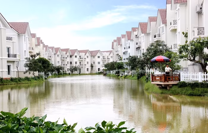 Giá trị cốt lõi mà Vinhomes Investors Club đem đến cho các thành viên là những thông tin và cơ hội đầu tư nhanh nhất, chính xác nhất và hấp dẫn nhất. Ảnh: Khu biệt thự Vinhomes Reverside. Giá trị cốt lõi mà Vinhomes Investors Club đem đến cho các thành viên là những thông tin và cơ hội đầu tư nhanh nhất, chính xác nhất và hấp dẫn nhất. Ảnh: Khu biệt thự Vinhomes Reverside.