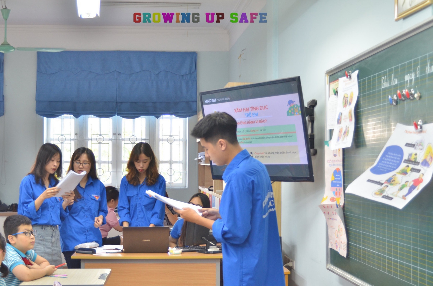 Chiến dịch do các bạn sinh viên Học viện Báo chí và Tuyên truyền tổ chức (Ảnh: Khánh Vy)