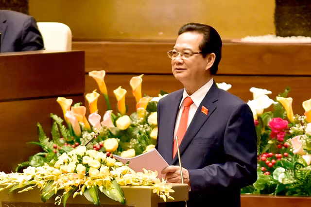 Thủ tướng Nguyễn Tấn Dũng khẳng định: "Chúng ta kiên quyết đấu tranh bảo vệ độc lập, chủ quyền, lãnh thổ, lợi ích quốc gia". ảnh: VGP. Thủ tướng Nguyễn Tấn Dũng khẳng định: "Chúng ta kiên quyết đấu tranh bảo vệ độc lập, chủ quyền, lãnh thổ, lợi ích quốc gia". ảnh: VGP.
