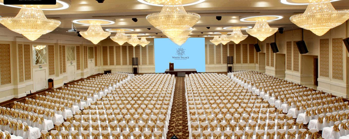 Trung tâm hội nghị White Palace có diện tích rộng trên ba ngàn mét vuông với sức chứa lên đến 2.600 người, có thể chia thành năm sảnh lớn riêng biệt và khu vực tiền sảnh hoành tráng. >Mục sở thị khách sạn 5 sao cưới Tăng Thanh Hà ở Philippines >Mức giá rẻ bất ngờ nơi thuê đám cưới Tăng Thanh Hà tại Philippines