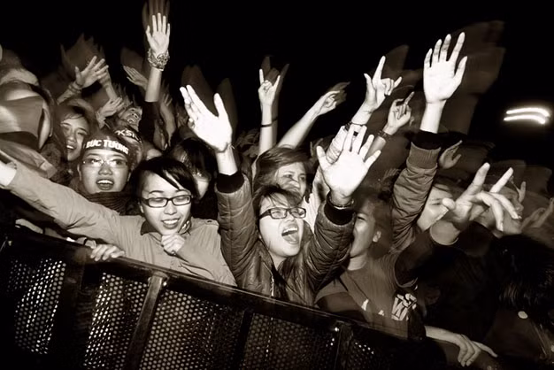 Ai nói rockfans nữ kém cuồng nhiệt?