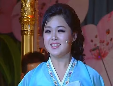 Bà Ri Sol-ju.